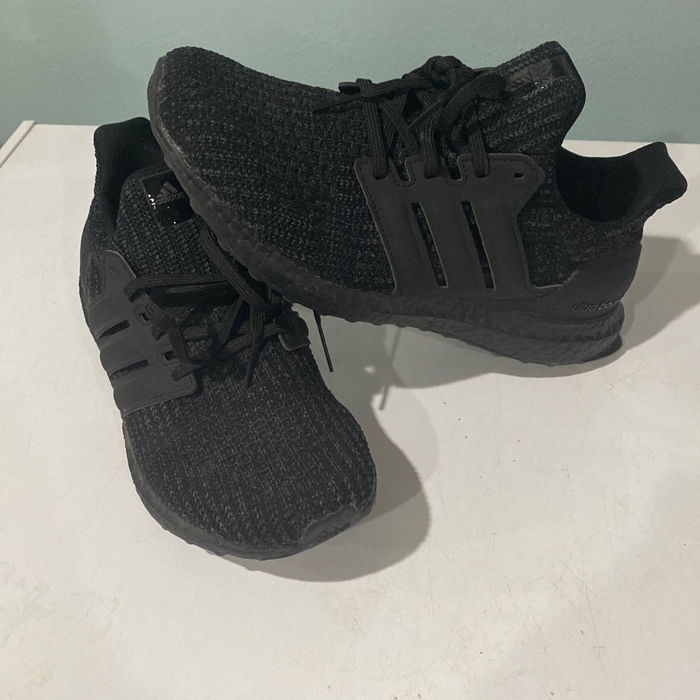 Mens Size 7.5 Adidas Ultraboost